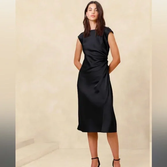 NWT BANANA REPUBLIC SHIRRED-SIDE SATIN MIDI DRESS